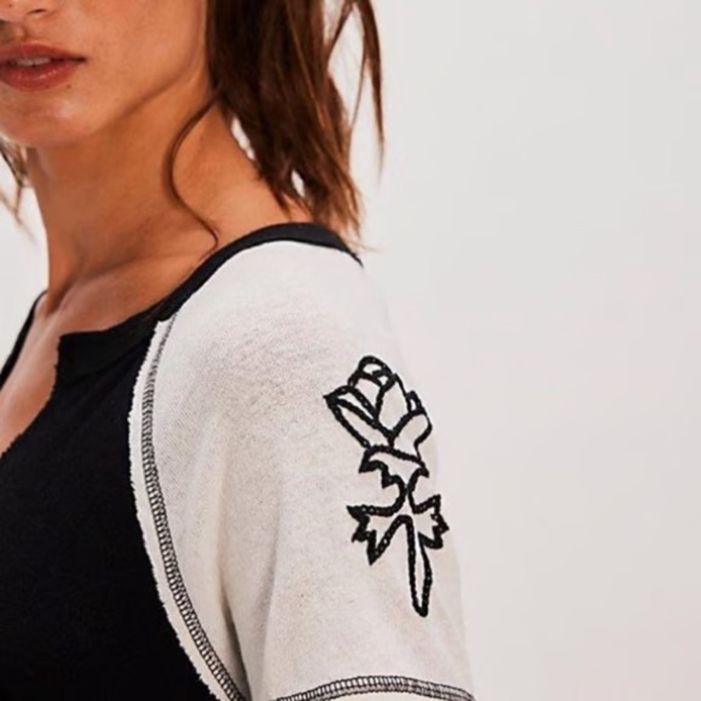 Free People Pep Rally Embroidered Rose Black White Baseball Tee Shirt - Picture 3 of 12